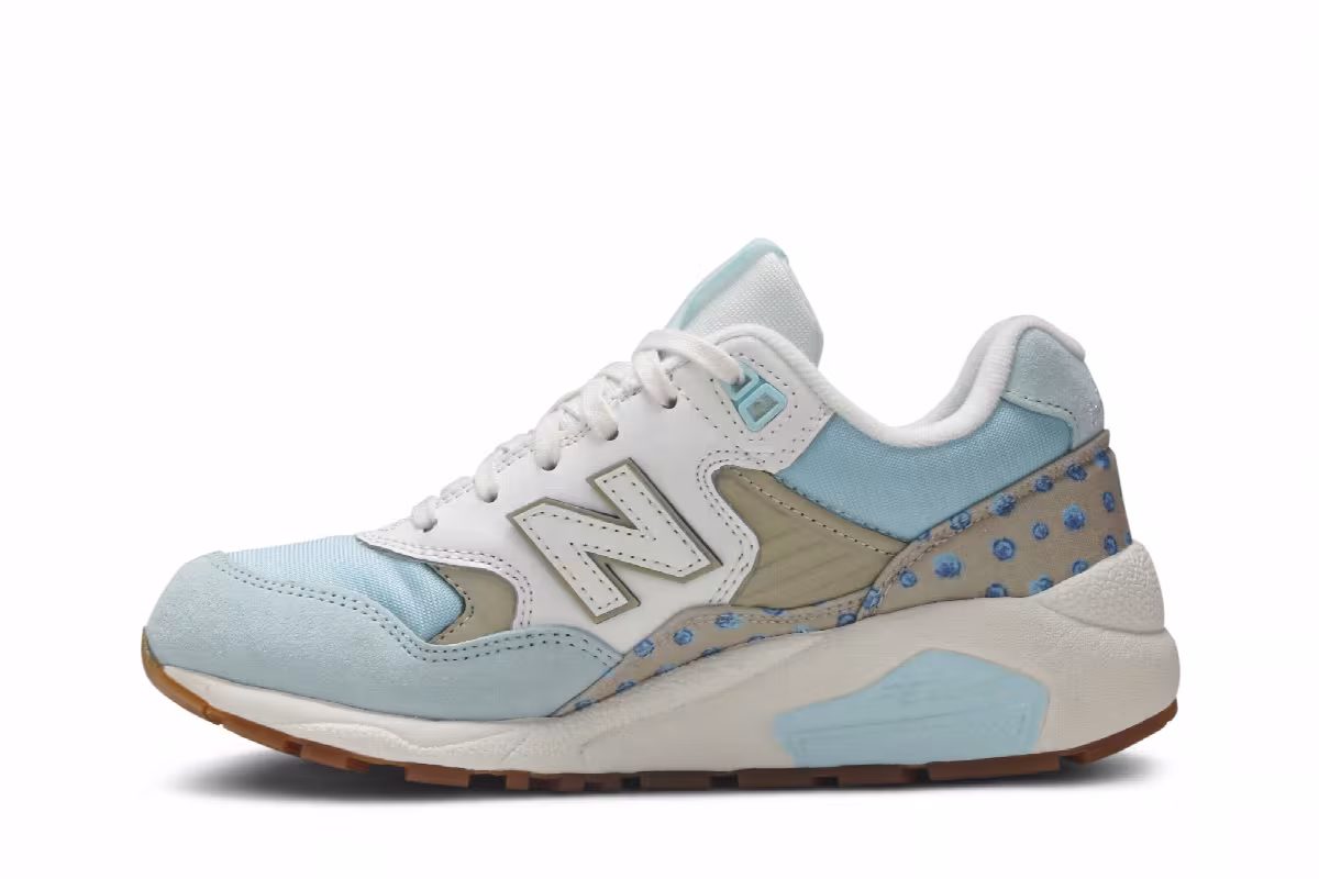 New Balance Women's 580 Baby Blue Floral, view 4