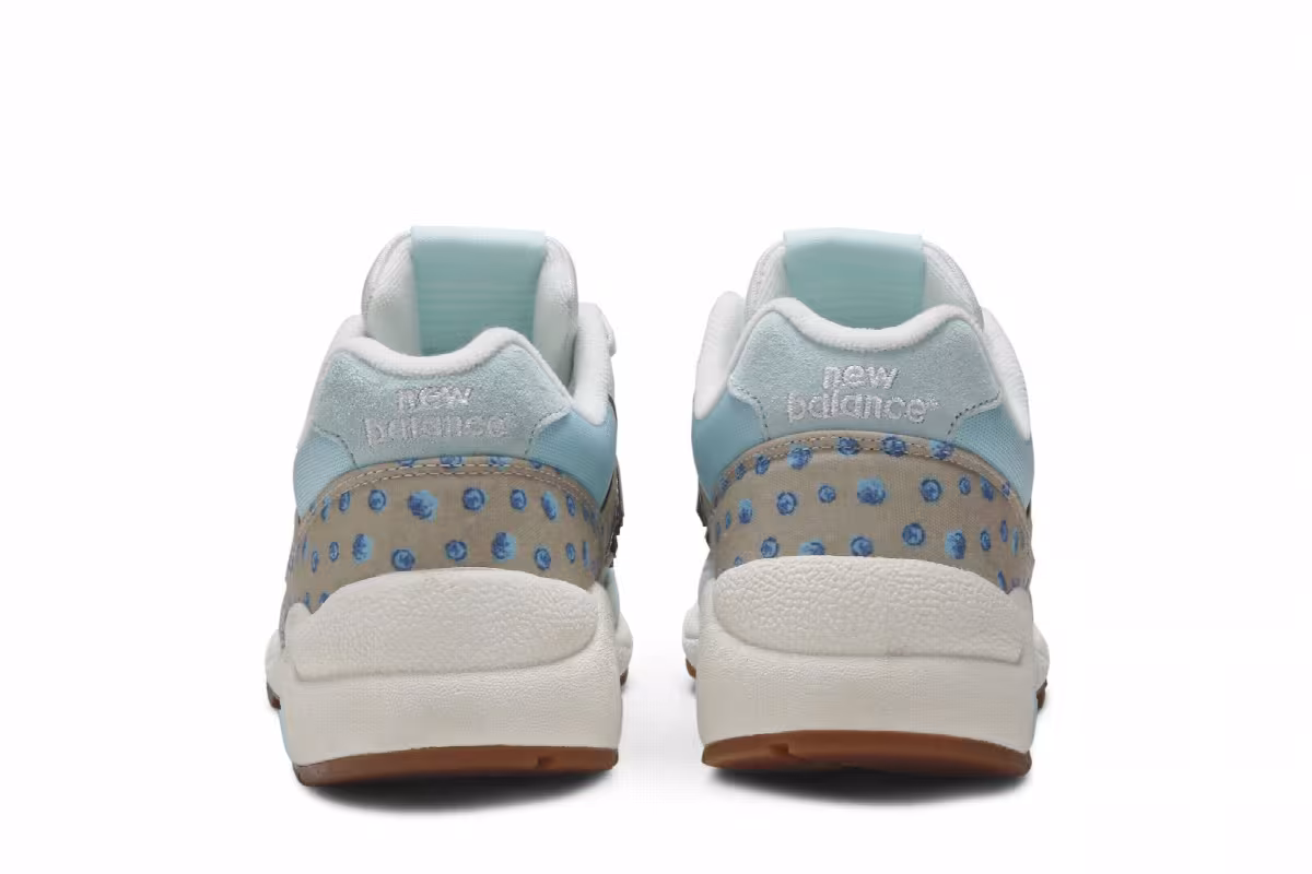 New Balance Women's 580 Baby Blue Floral, view 7