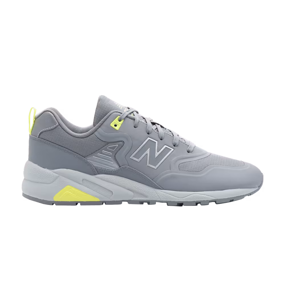 New Balance 580