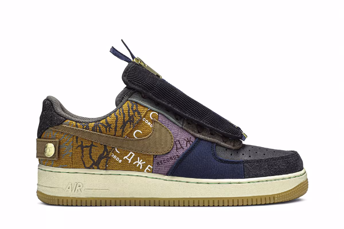 Travis Scott x Nike Air Force 1 Low Cactus Jack, view 2