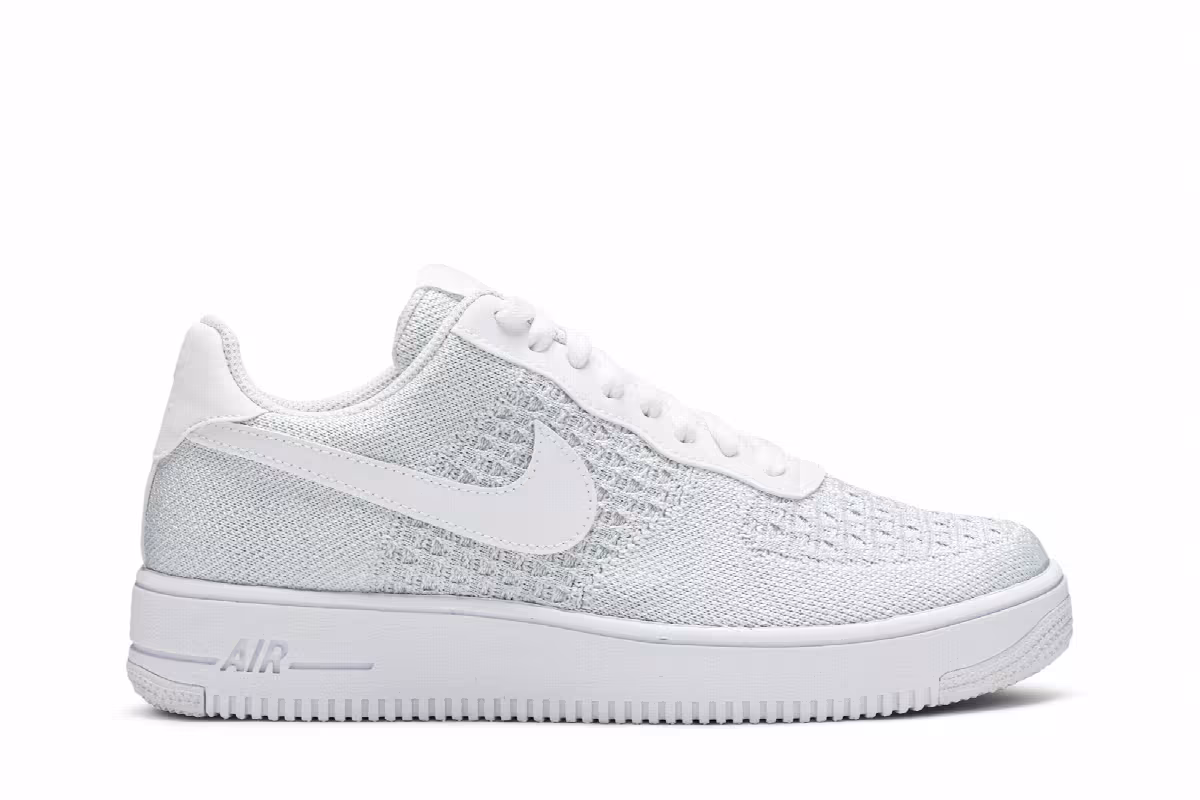 Nike Air Force 1 Flyknit Low 2.0 Pure Platinum, view 2