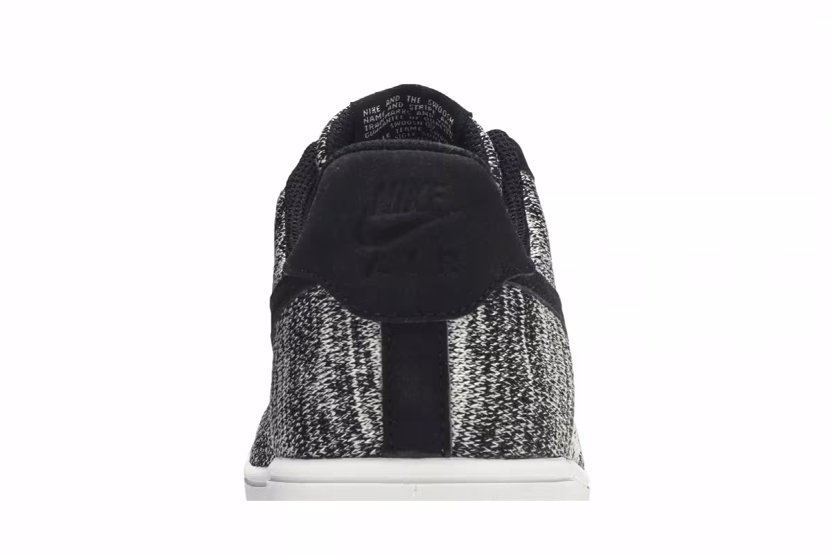 Nike Air Force 1 Flyknit Low 2.0 Oreo, view 8