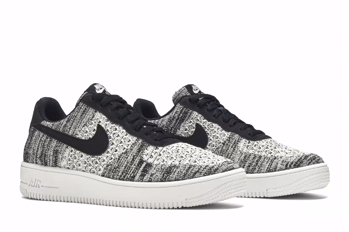 Nike Air Force 1 Flyknit Low 2.0 Oreo, view 9