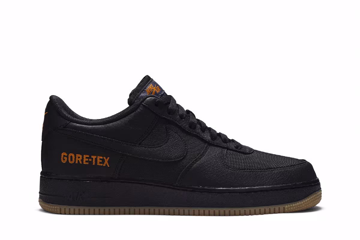 Nike Air Force 1 Low GORE-TEX Carbon, view 2