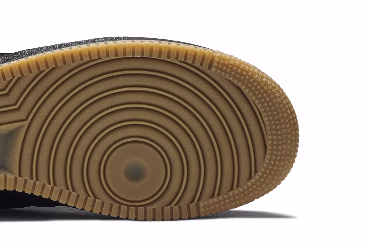 Nike Air Force 1 Low GORE-TEX Carbon, view 6