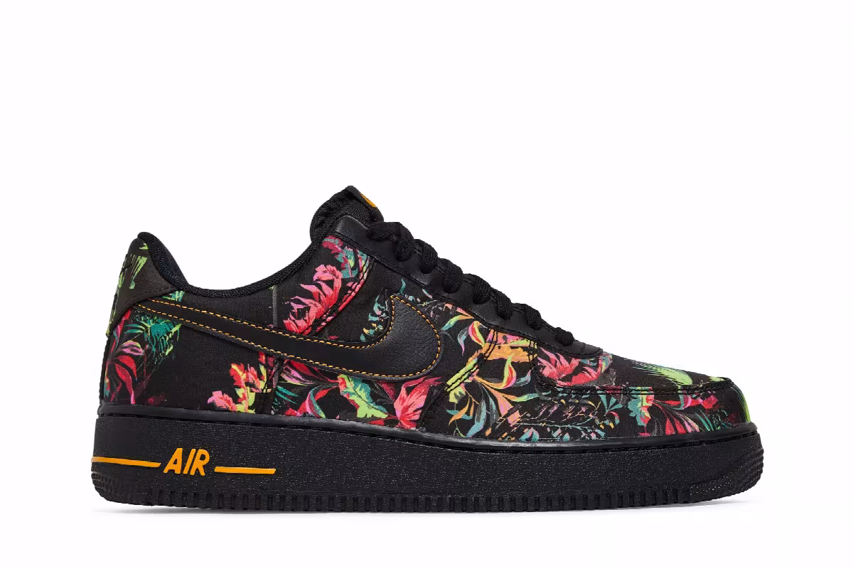 Nike Air Force 1 Floral Pack, view 2