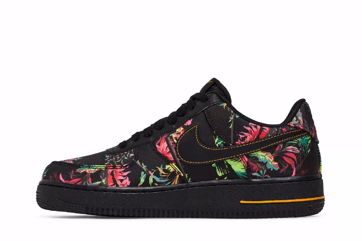 Nike Air Force 1 Floral Pack, view 4