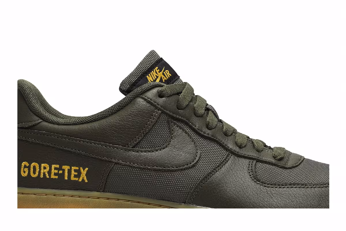 Nike Air Force 1 Low GORE-TEX Medium Olive, view 3