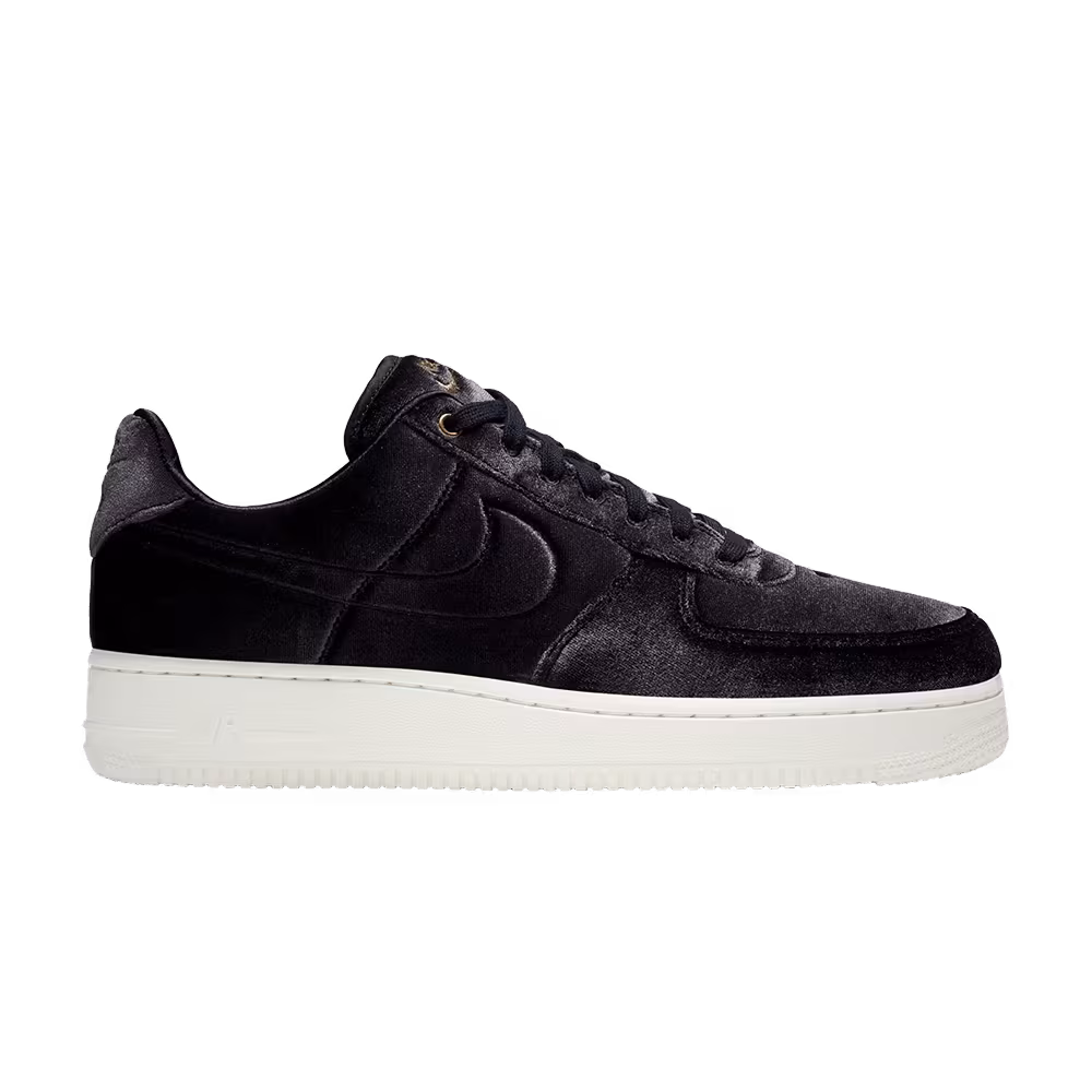 Nike Air Force 1 Low Black Velour