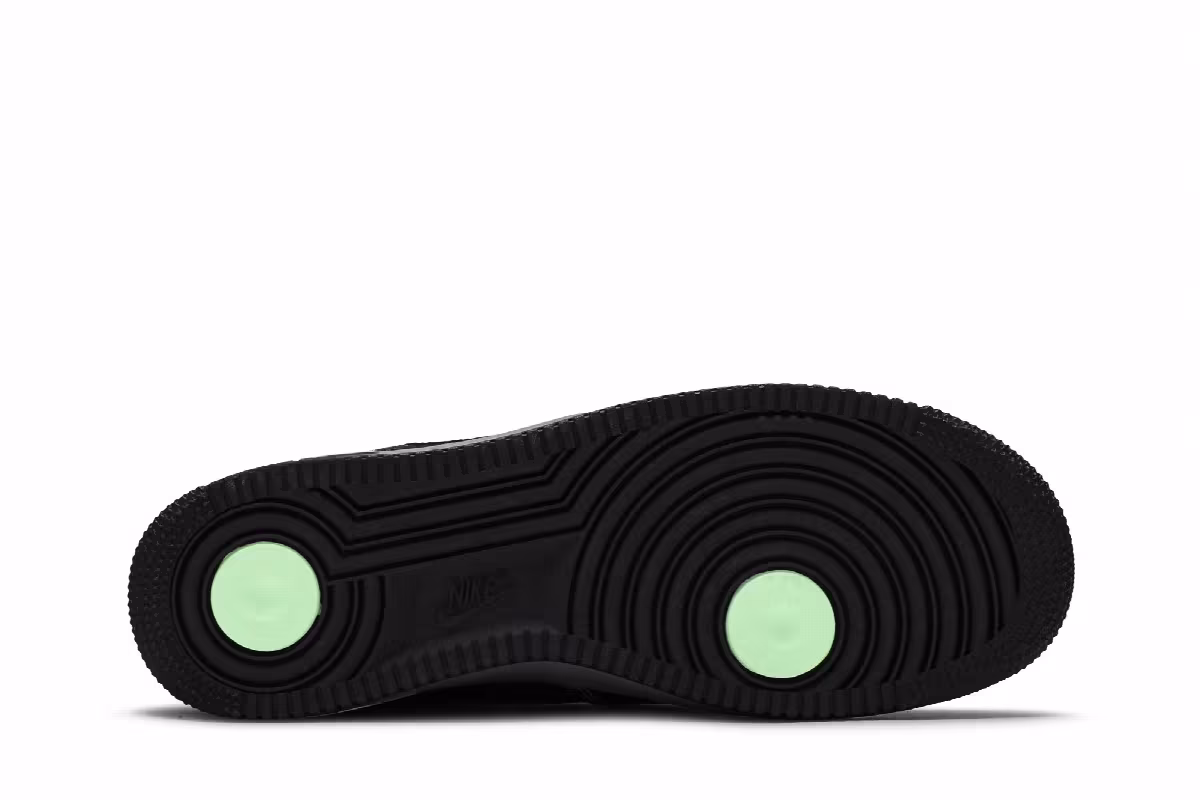 Nike Air Force 1 Future Swoosh, view 5