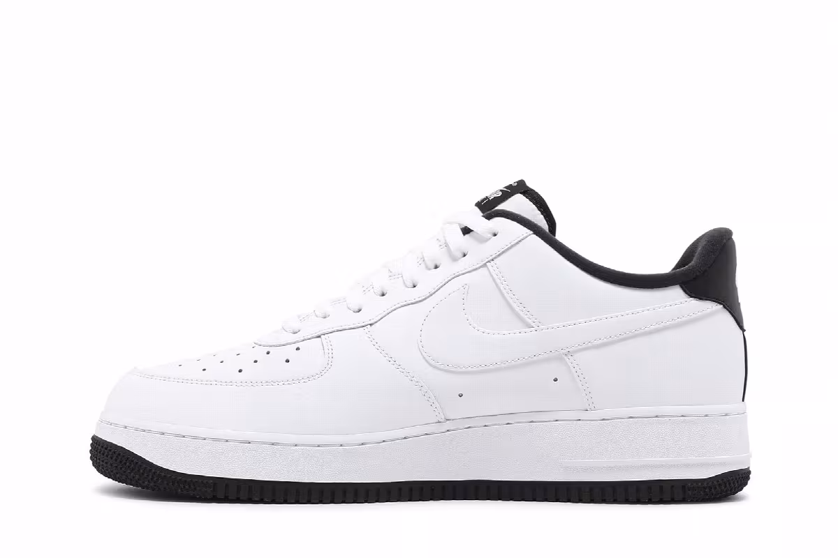 Nike Air Force 1 White Black, view 4
