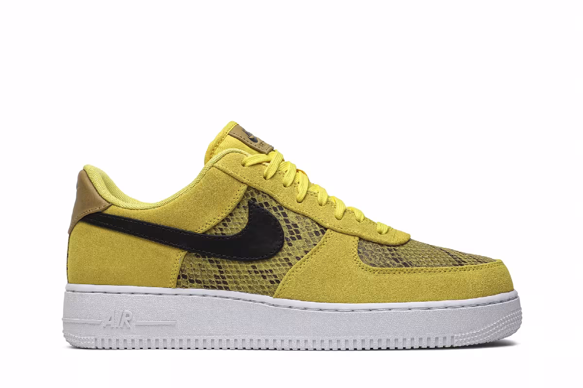Nike Air Force 1 Low Yellow Snakeskin, view 2
