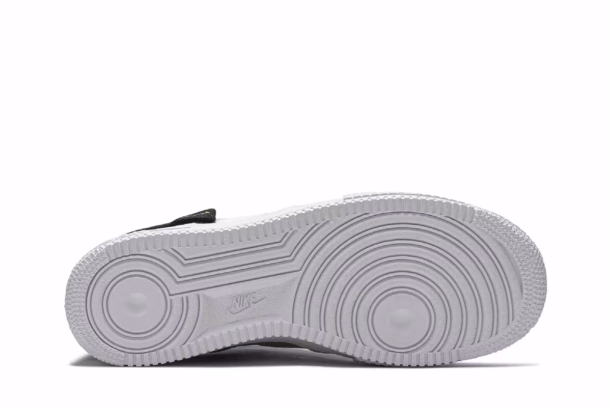 Nike Air Force 1 Type Volt, view 5