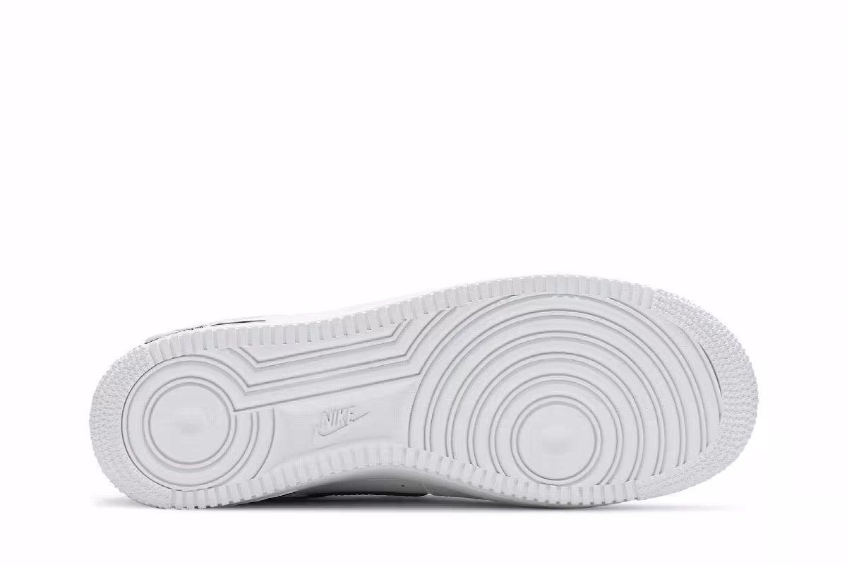 Nike Air Force 1 High White Black, view 5