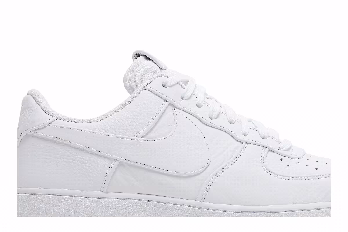Nike Air Force 1 Low Premium Oversized Swoosh, view 3