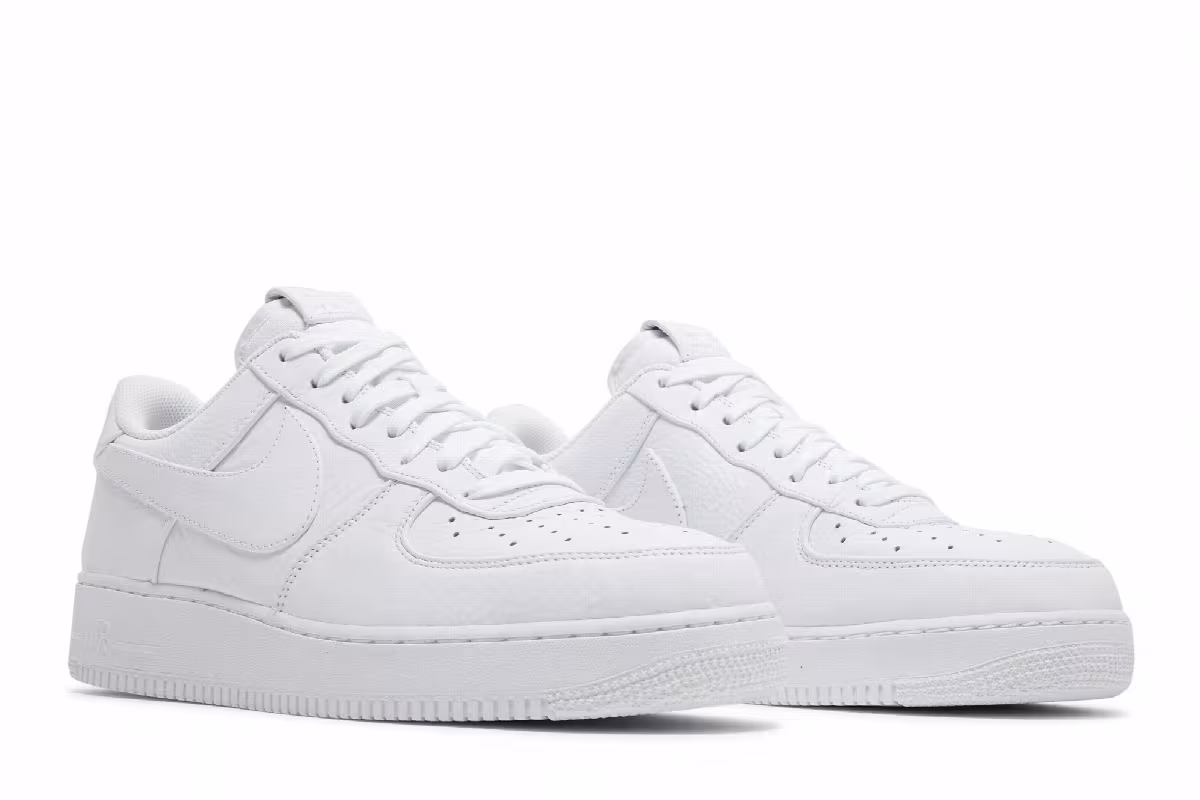 Nike Air Force 1 Low Premium Oversized Swoosh, view 9
