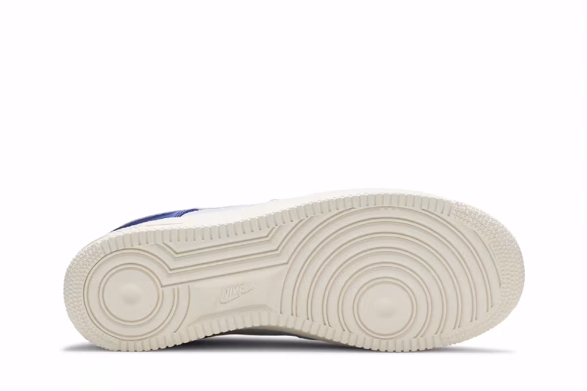 Nike Air Force 1 07 QS City Pride Toronto, view 5
