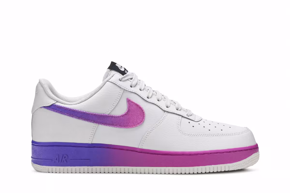 Nike Air Force 1 Low Hyper Grape, view 2