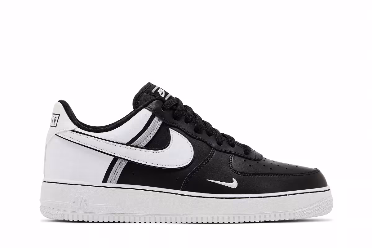 Nike Air Force 1 Black, view 2