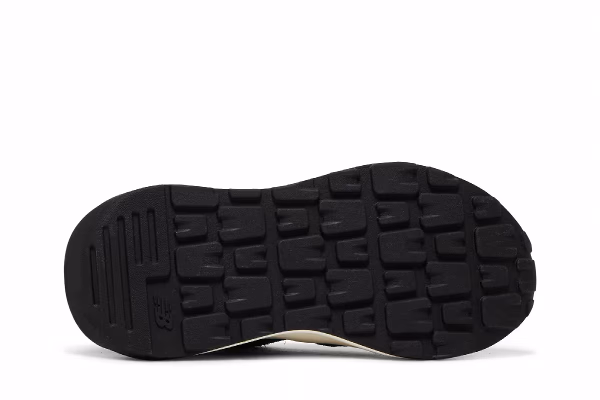 New Balance Women's 57/40 Black Oyster Pink, view 5