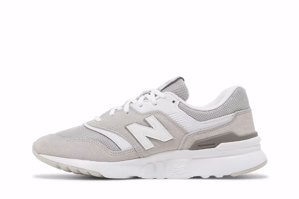 New Balance Women's 997H Beige Grey, view 4
