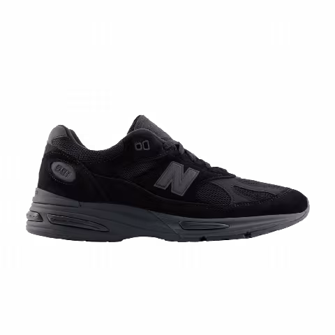 New Balance 991v2 Made in England 'Triple Black'