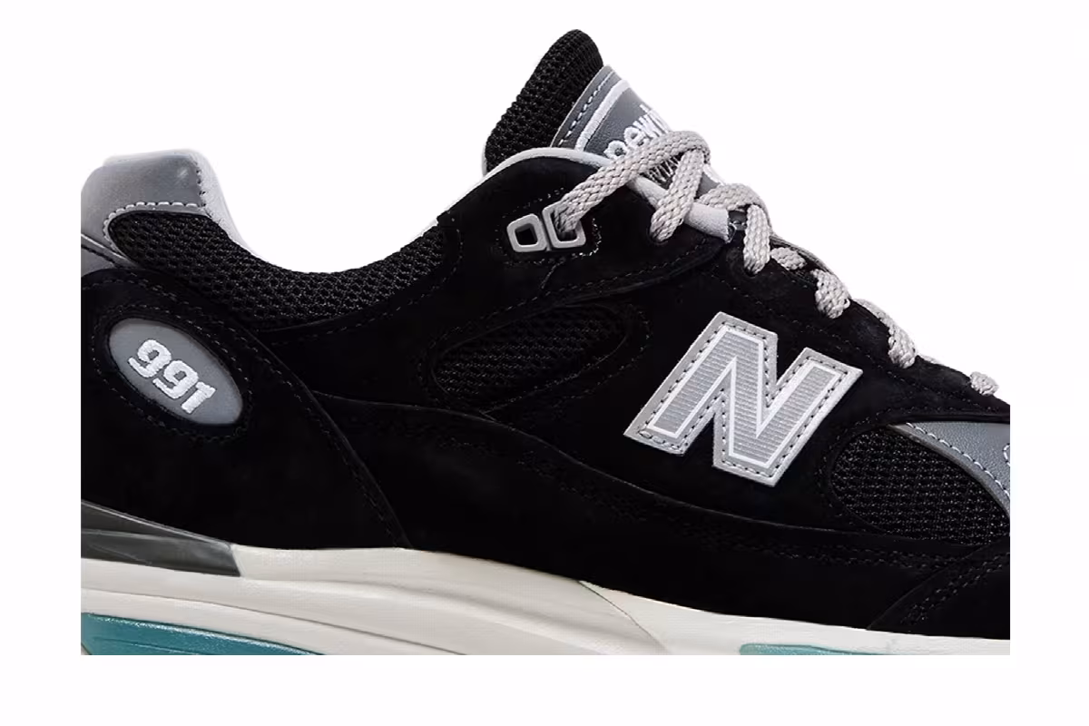 New Balance 991v2 Made in England Black, view 3