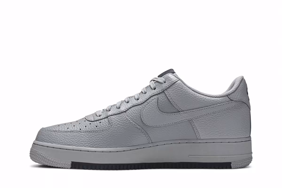Nike Air Force 1 Low Wolf Grey Obsidian, view 4