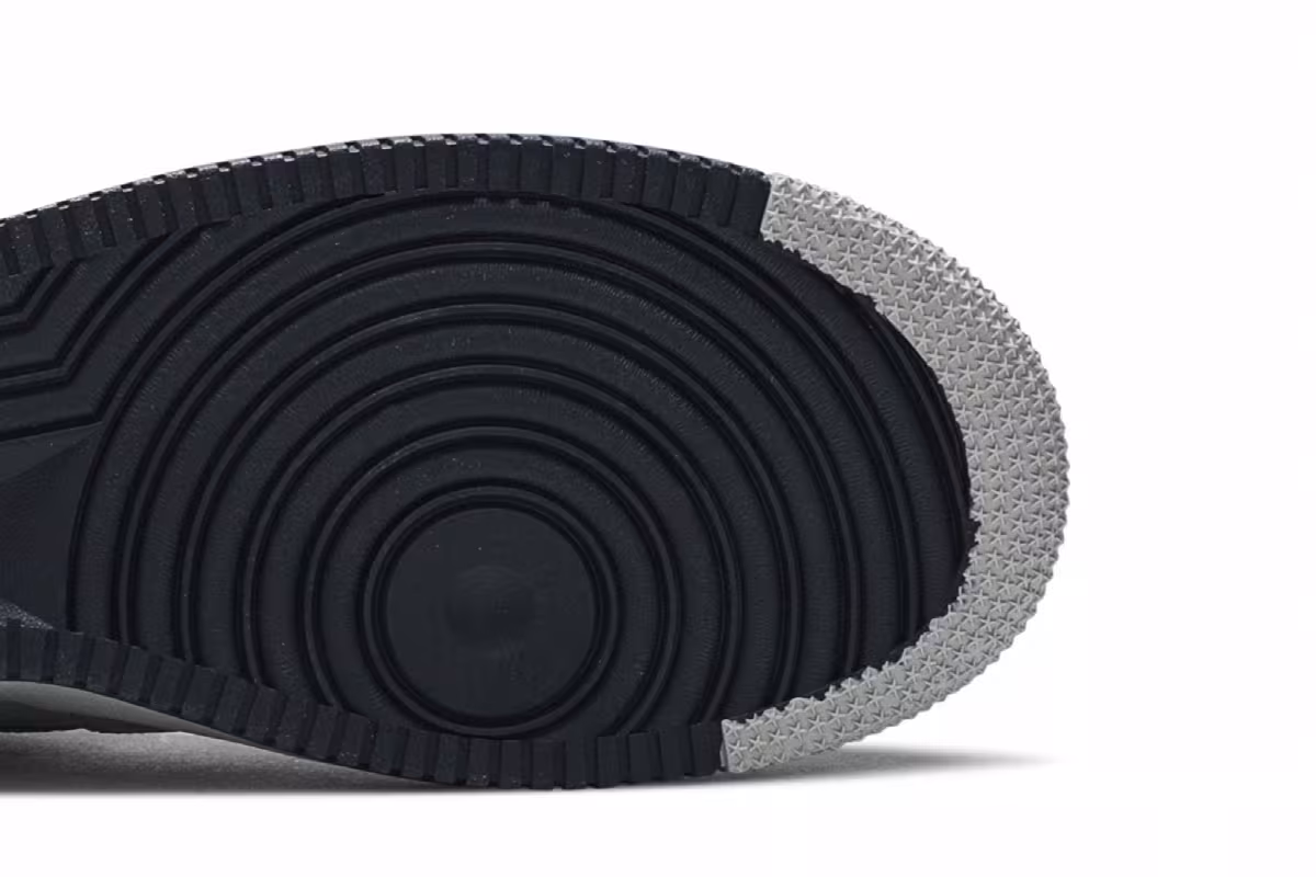Nike Air Force 1 Low Wolf Grey Obsidian, view 6