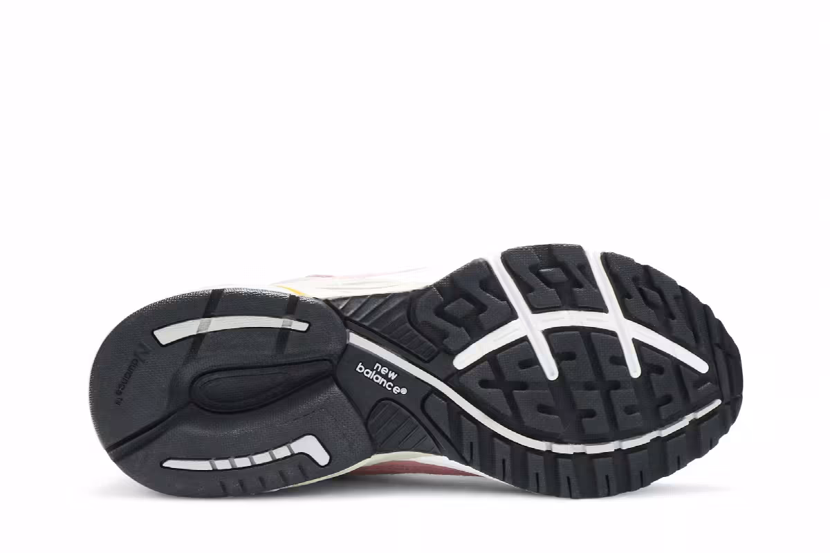 New Balance Women's 993, view 5
