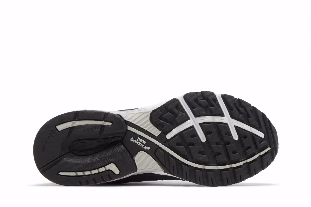 New Balance Women's 993 Made in USA Navy, view 5