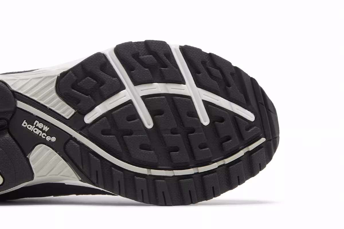 New Balance Women's 993 Made in USA Navy, view 6