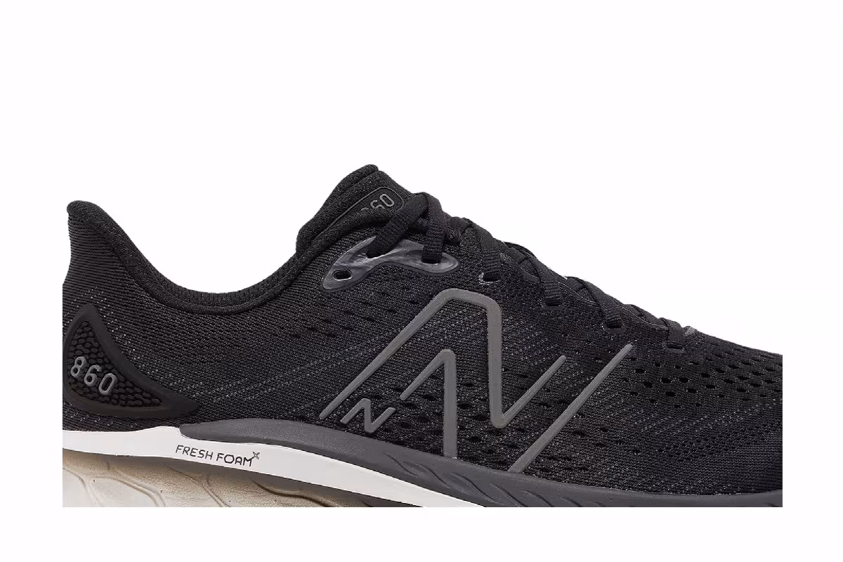New Balance Fresh Foam X 860v13 4E Wide Black Magnet, view 3