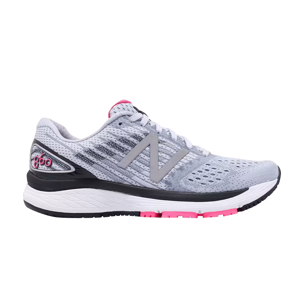 New Balance Women's 860 Blue