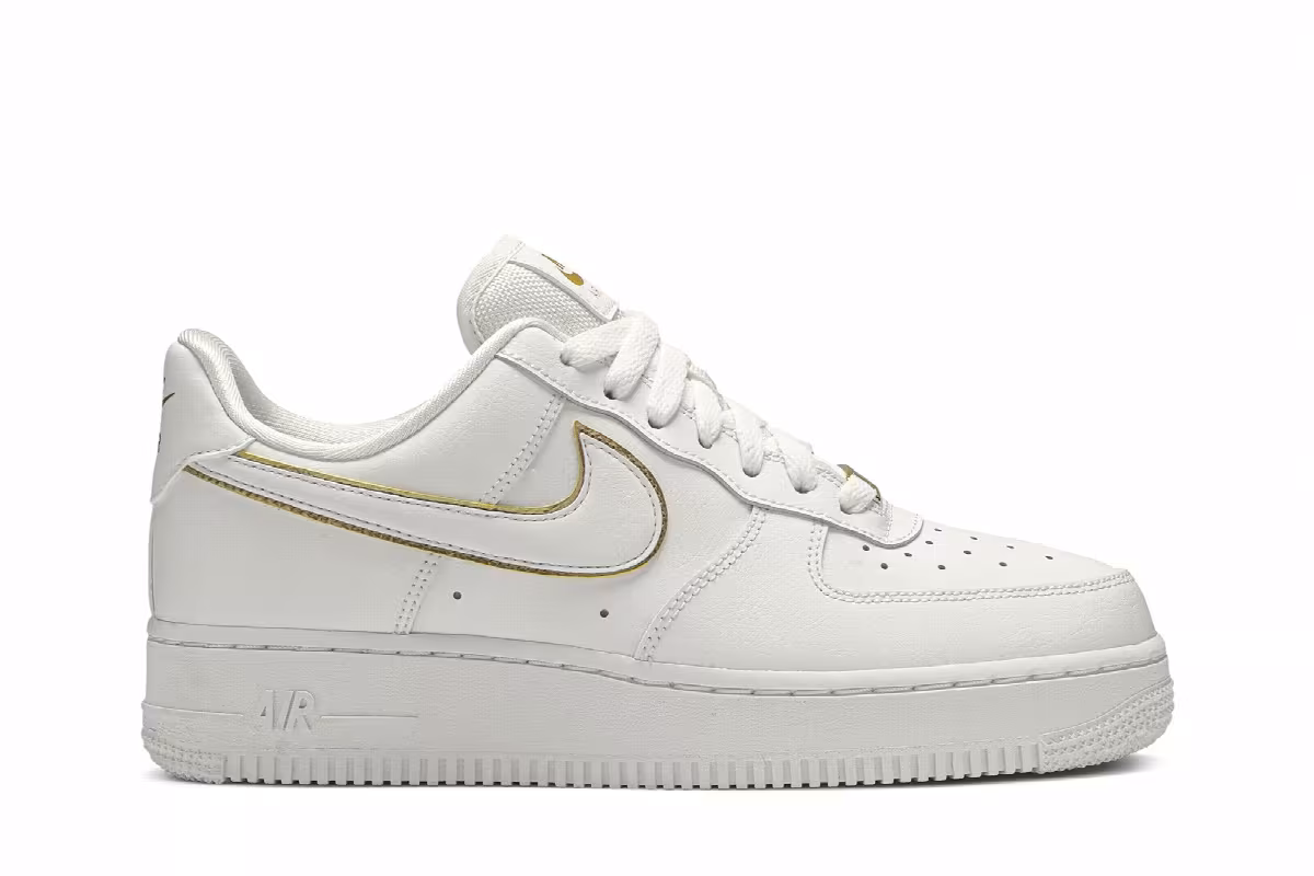 Nike Women's Air Force 1 07 ESS Metallic Gold, view 2