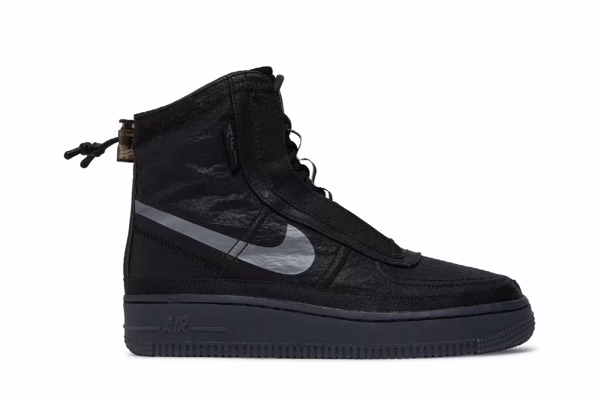 Nike Women's Air Force 1 High Shell Black, view 2