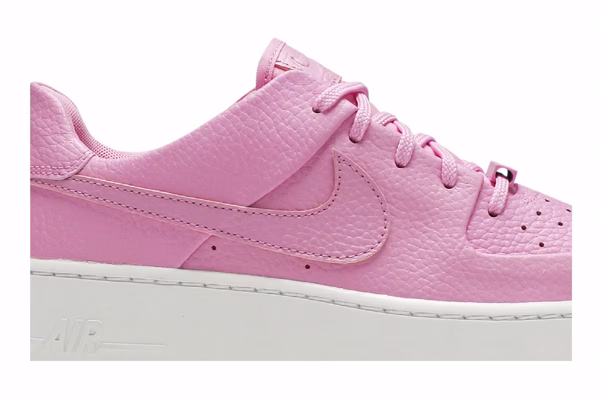 Nike Women's Air Force 1 Sage Low Psychic Pink, view 3