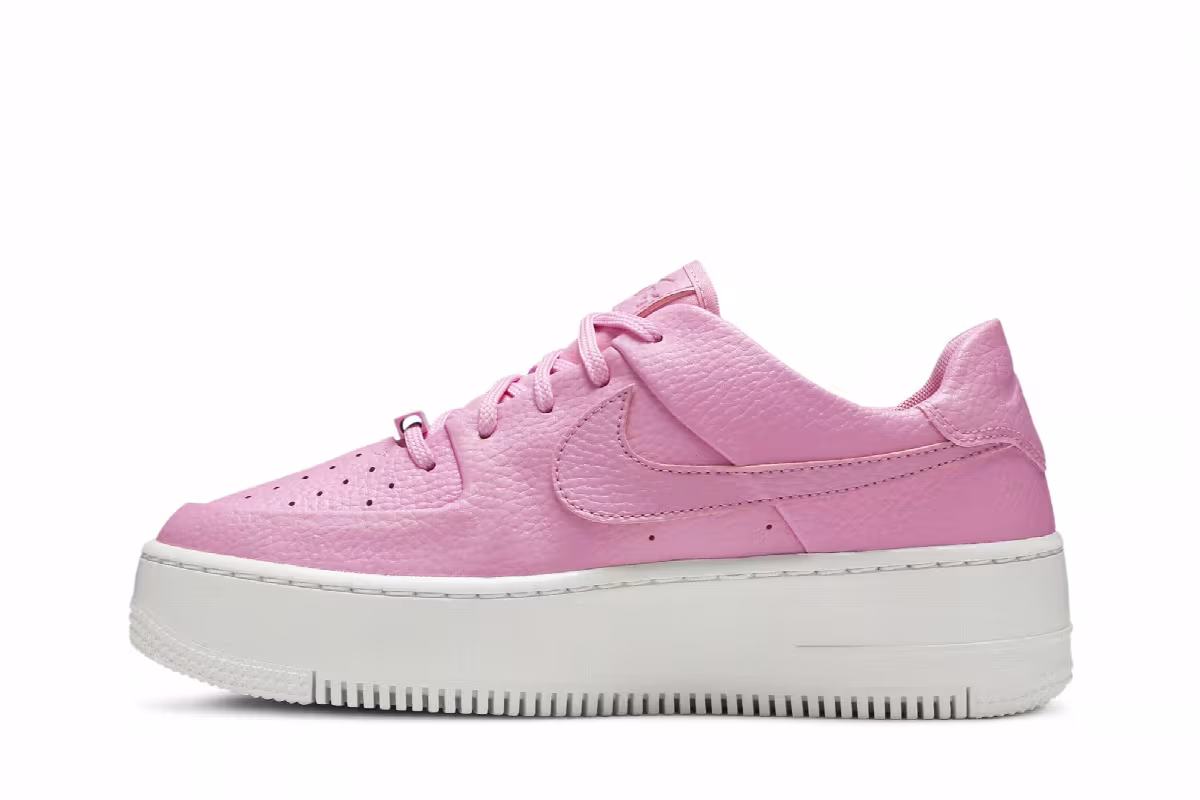 Nike Women's Air Force 1 Sage Low Psychic Pink, view 4