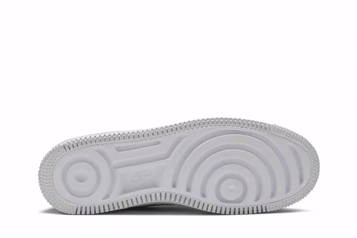 Nike Women's Air Force 1 Sage Low 2 Desert Ore, view 5