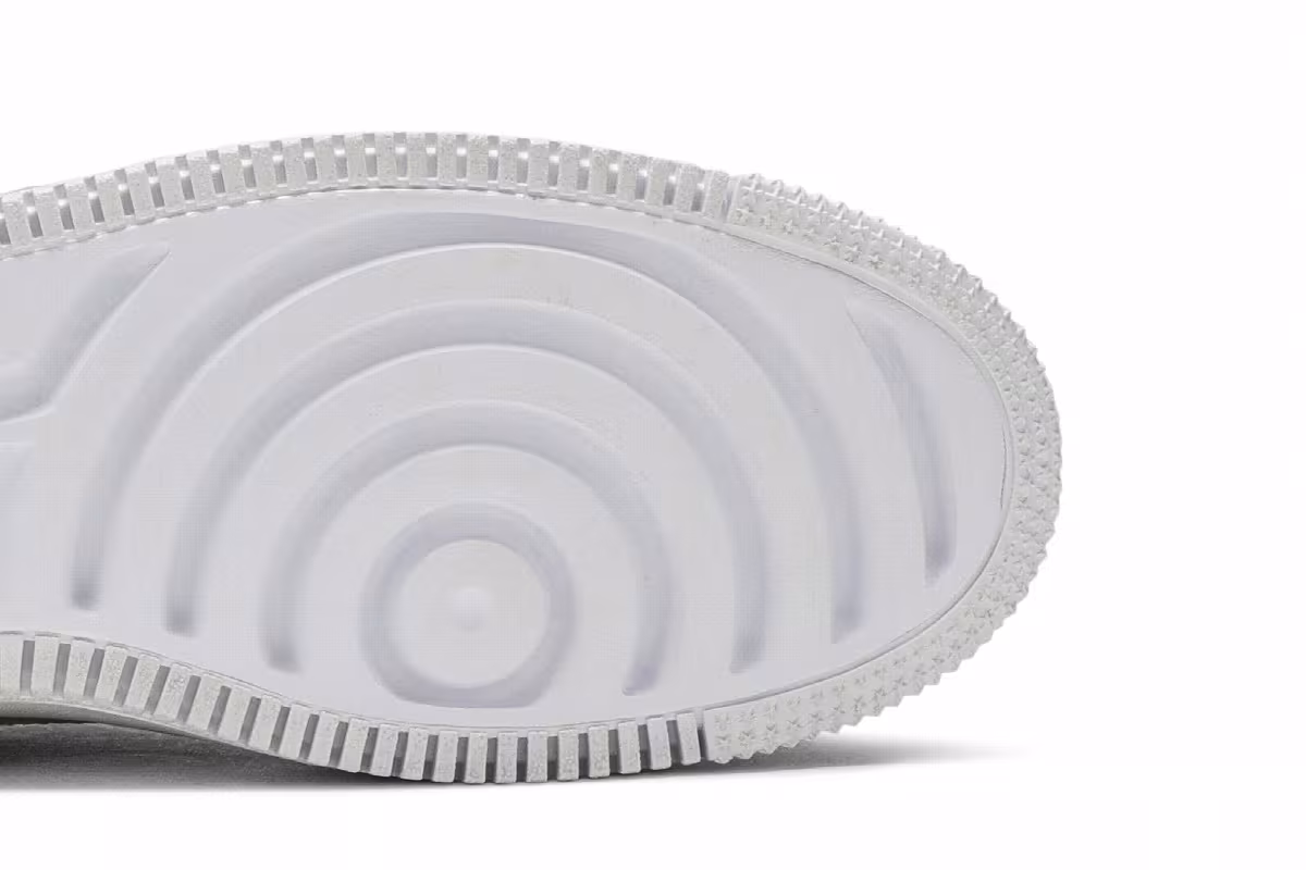 Nike Women's Air Force 1 Sage Low 2 Desert Ore, view 6
