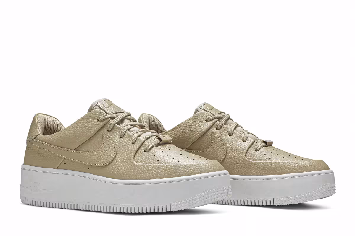 Nike Women's Air Force 1 Sage Low 2 Desert Ore, view 9