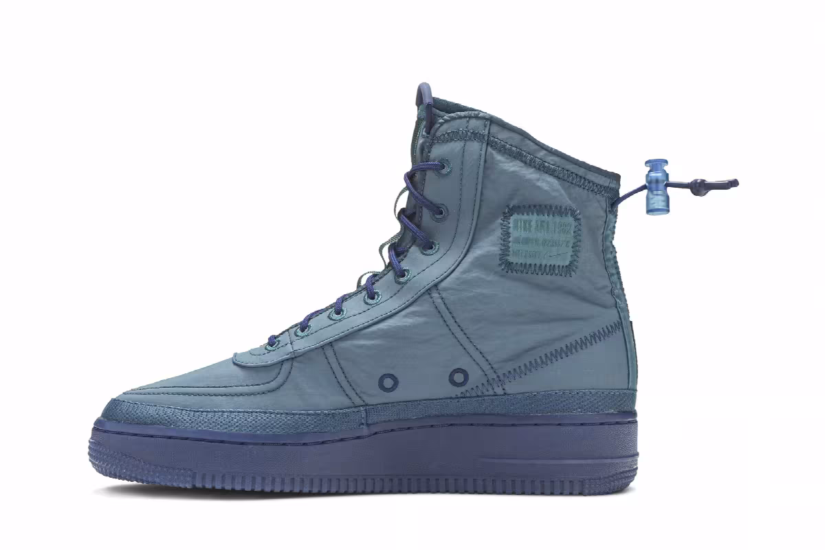 Nike Women's Air Force 1 High Shell Turqouise, view 4
