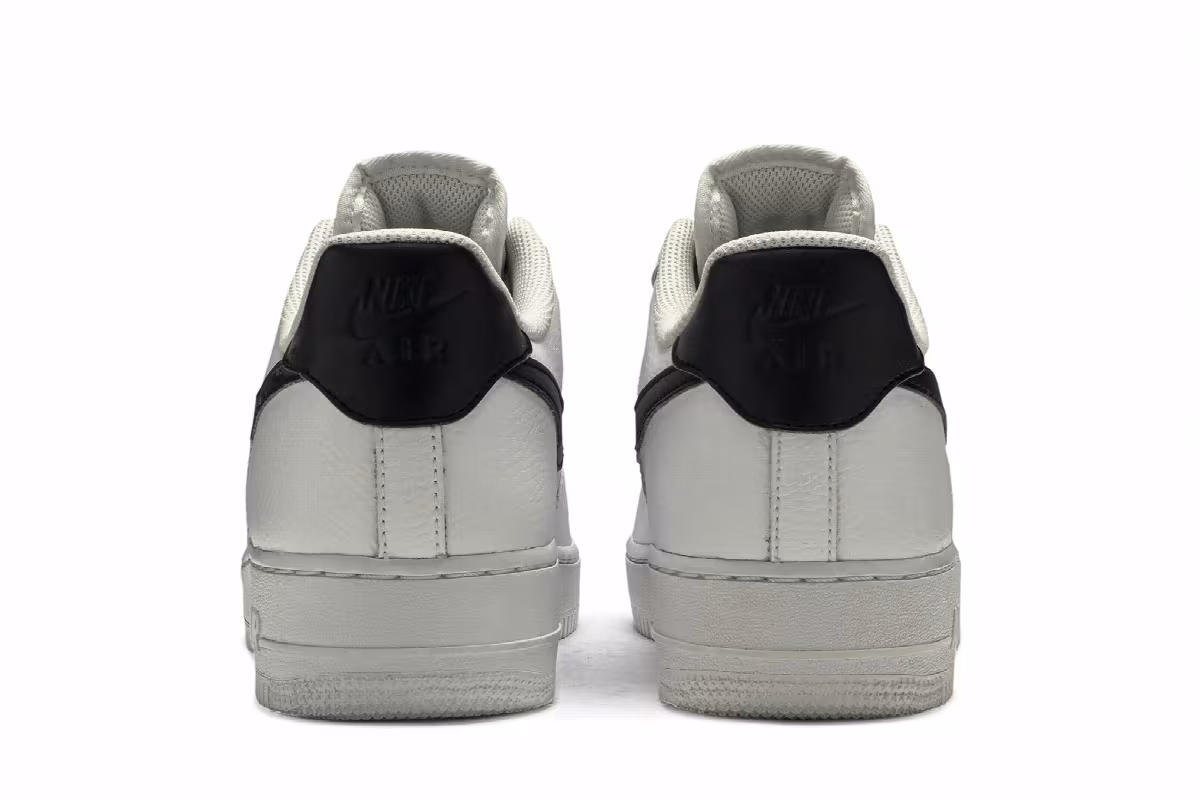 Nike Women's Air Force 1 White Black, view 7