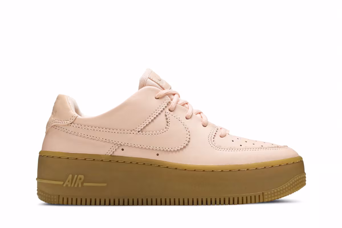 Nike Women's Air Force 1 Sage Low Coral Gum, view 2