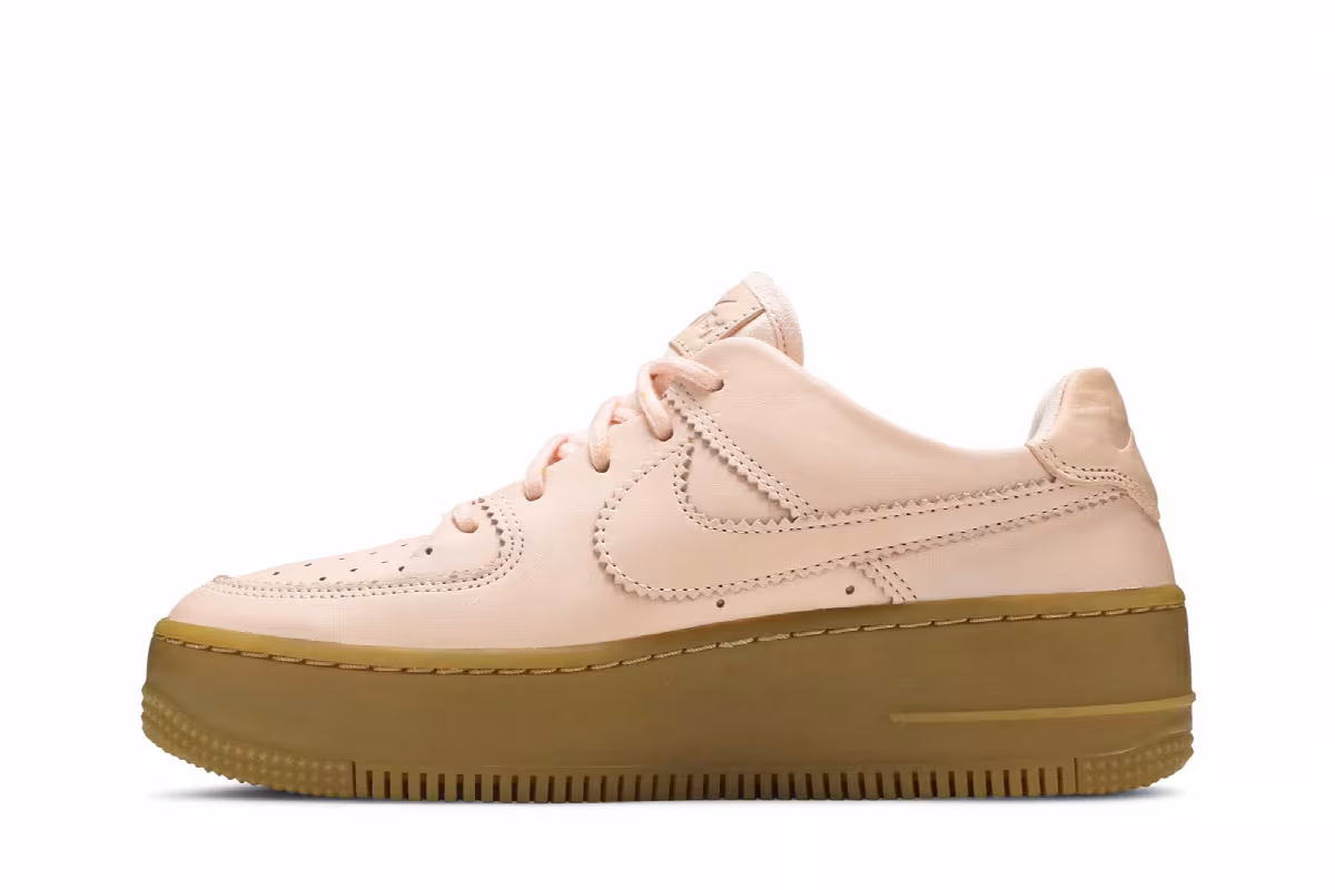 Nike Women's Air Force 1 Sage Low Coral Gum, view 4