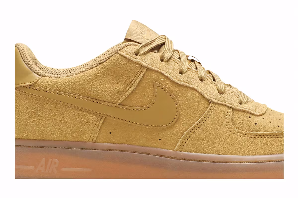 Nike Air Force 1 LV8 3 GS Wheat, view 3