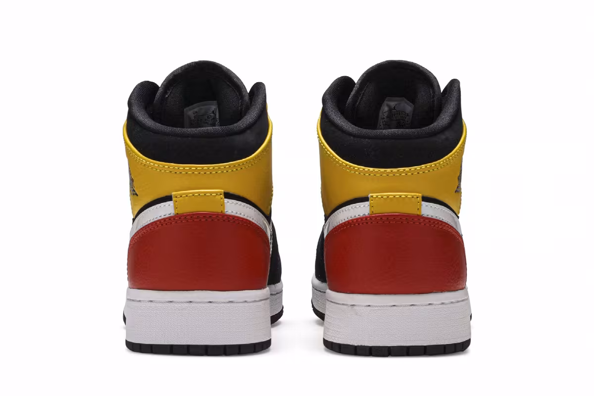 Nike Air Jordan 1 Mid SE GS Amarillo Team Orange, view 7