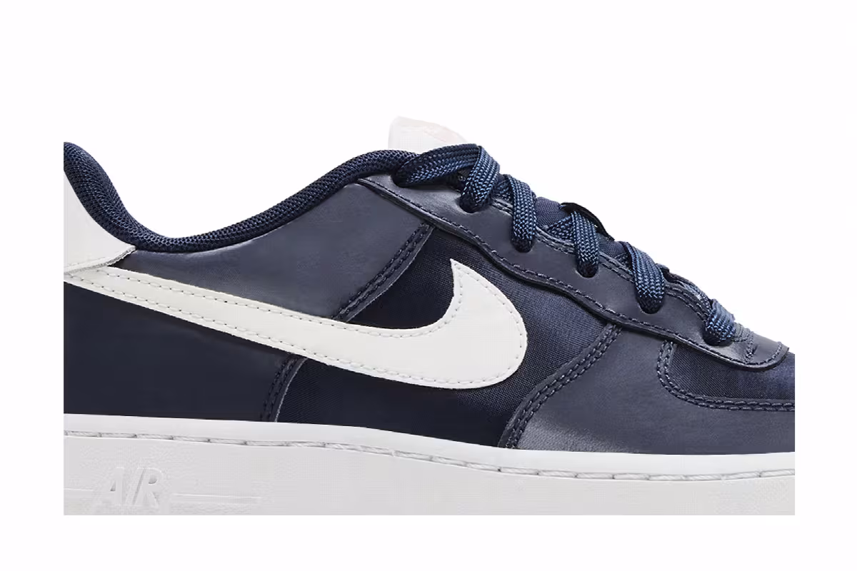 Nike Air Force 1 Low GS Valentines Day - Obsidian, view 3
