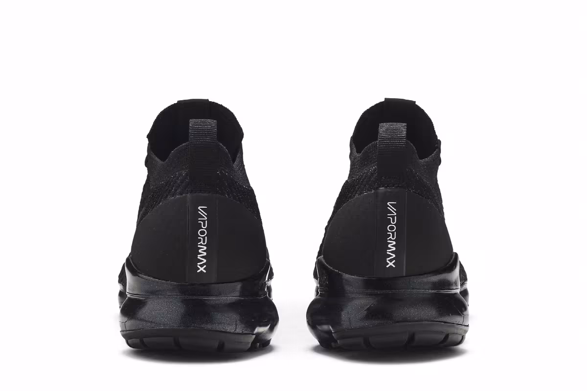 Nike Air VaporMax Flyknit 3 Triple Black, view 7