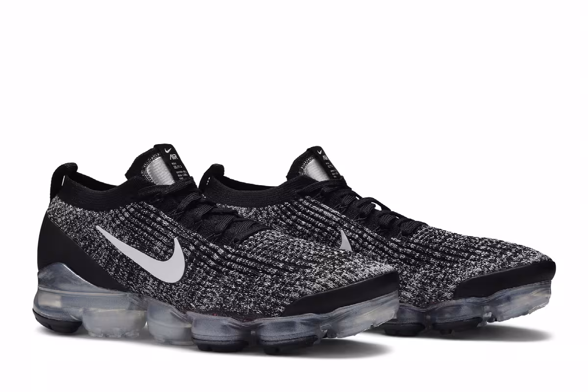 Nike Air VaporMax Flyknit 3 Oreo, view 9